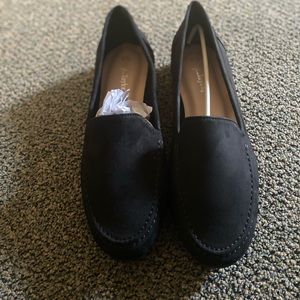 Flat shoes size 13W brand new color black